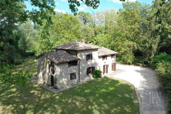 Image No.30-5 Bed Villa for sale