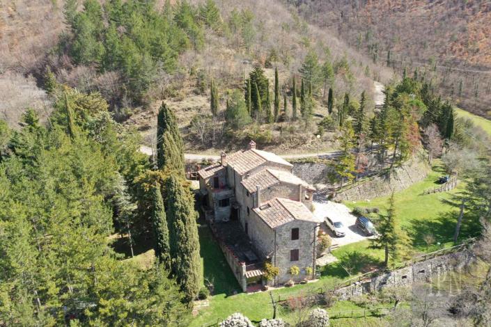 Image No.5-7 Bed Farmhouse for sale