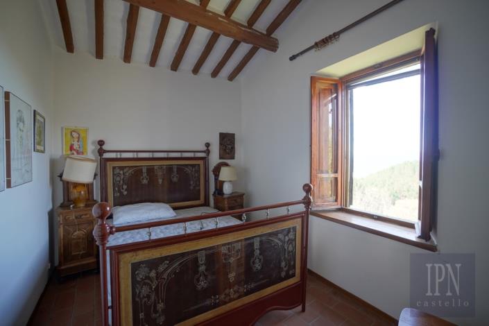 Image No.29-7 Bed Farmhouse for sale