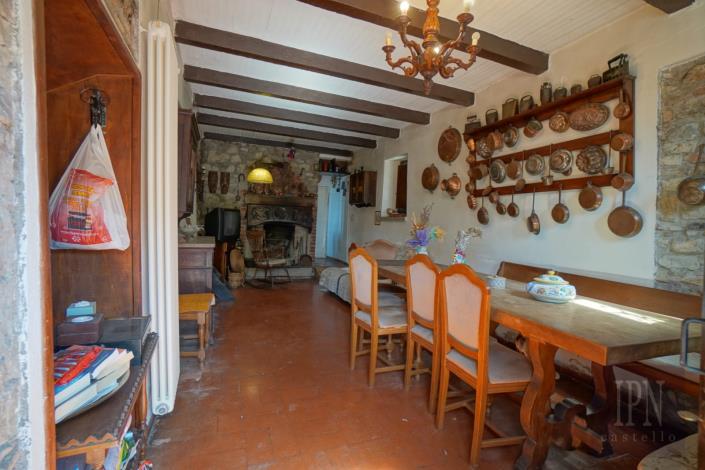 Image No.39-7 Bed Farmhouse for sale