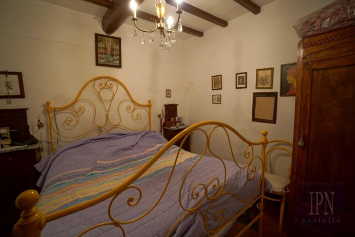 Image No.43-7 Bed Farmhouse for sale