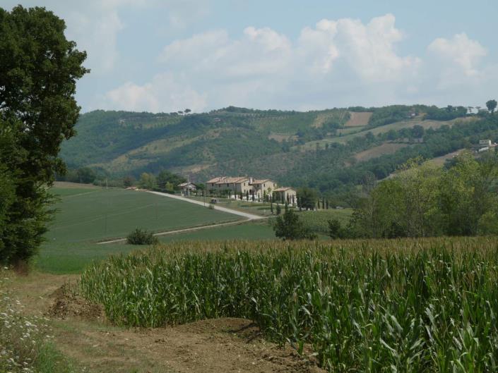 Image No.15-3 Bed Farmhouse for sale