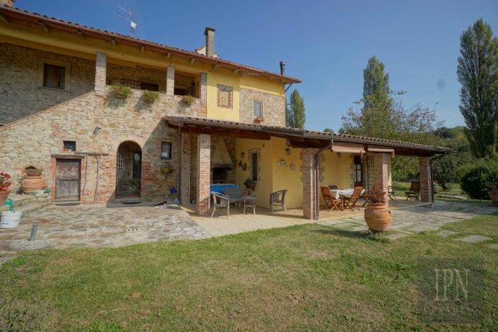 Image No.26-7 Bed Country House for sale