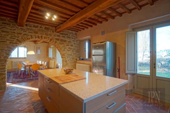 Image No.23-5 Bed Farmhouse for sale