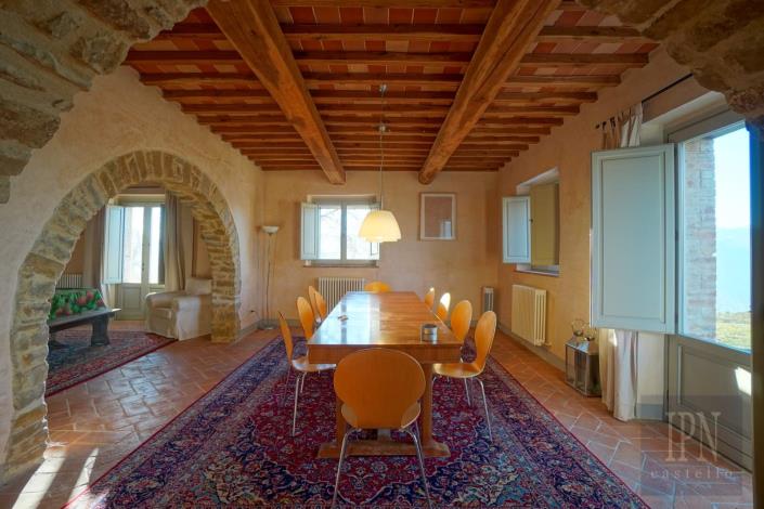 Image No.24-5 Bed Farmhouse for sale