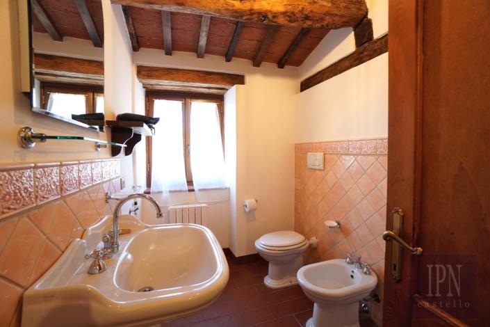 Image No.19-16 Bed Country Property for sale