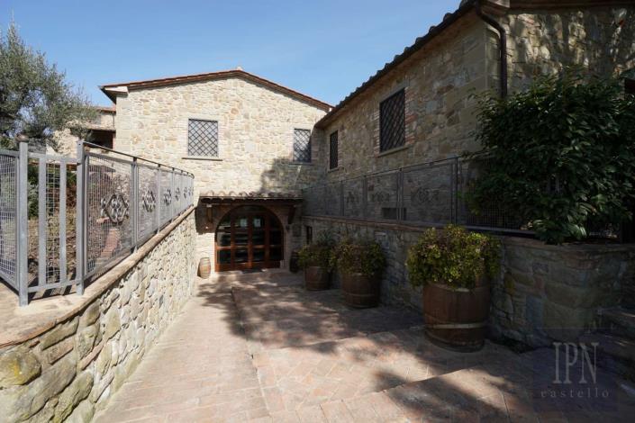 Image No.29-16 Bed Country Property for sale