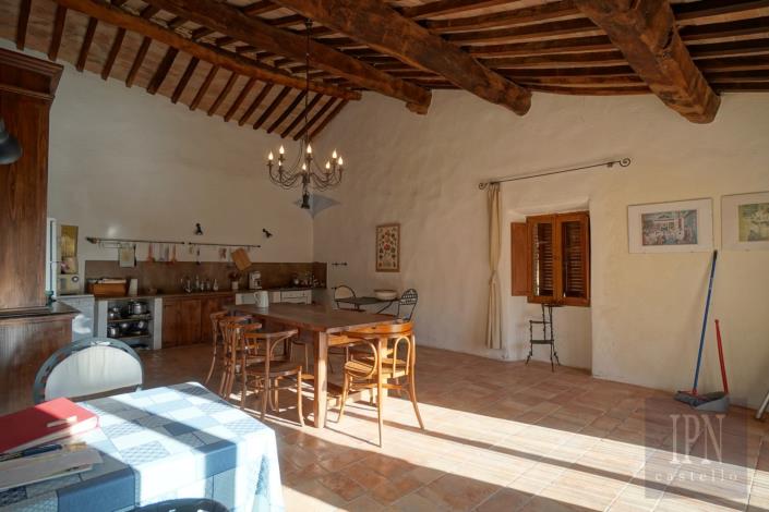 Image No.39-8 Bed Farmhouse for sale