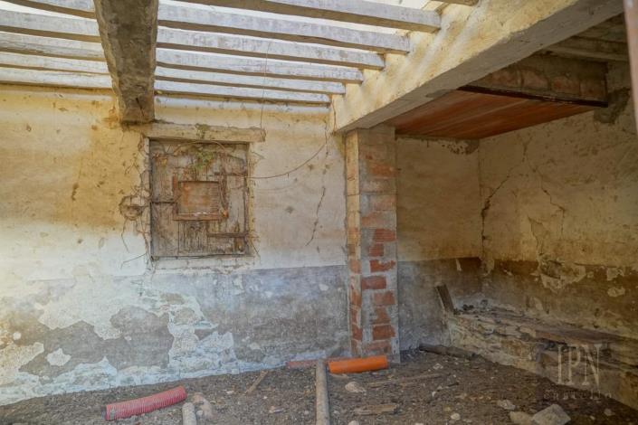 Image No.30-Farmhouse for sale