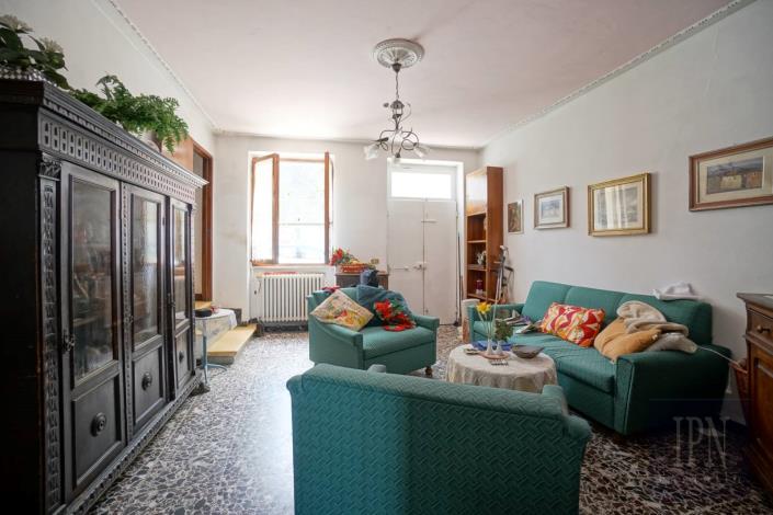 Image No.4-3 Bed Townhouse for sale