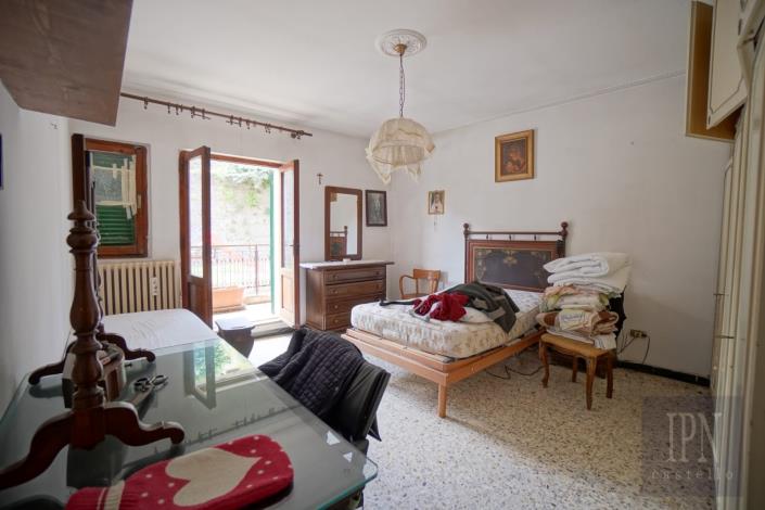 Image No.21-3 Bed Townhouse for sale