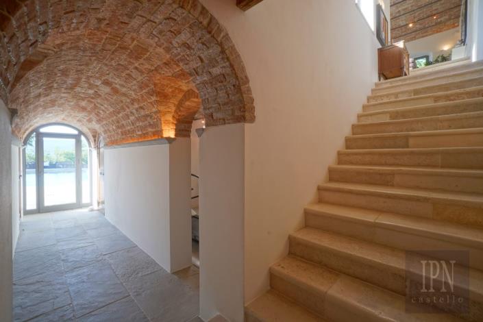 Image No.39-8 Bed Village House for sale