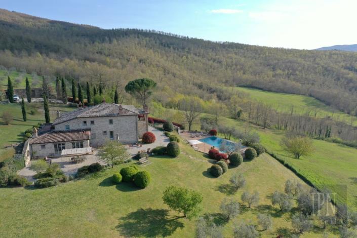 Image No.5-4 Bed Farmhouse for sale