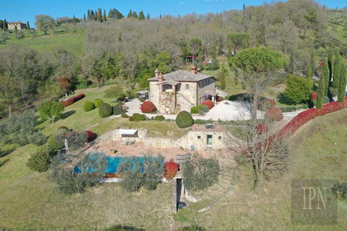 Image No.7-4 Bed Farmhouse for sale