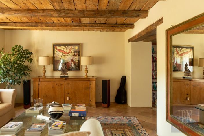 Image No.39-4 Bed Farmhouse for sale