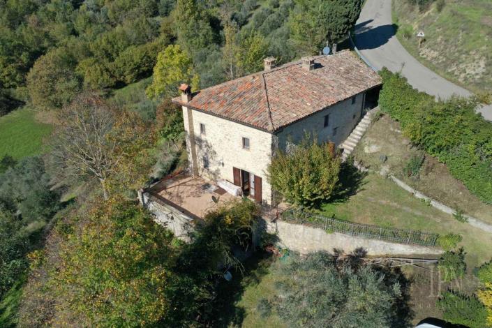 Image No.6-3 Bed Farmhouse for sale