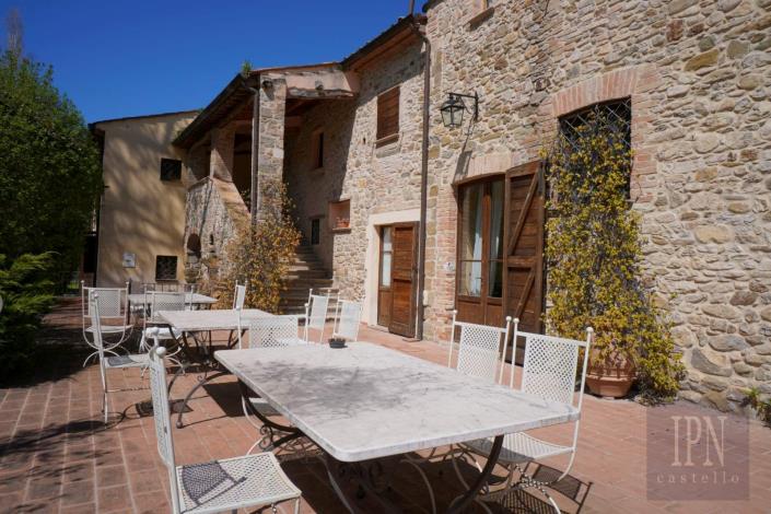 Image No.14-19 Bed Hotel for sale