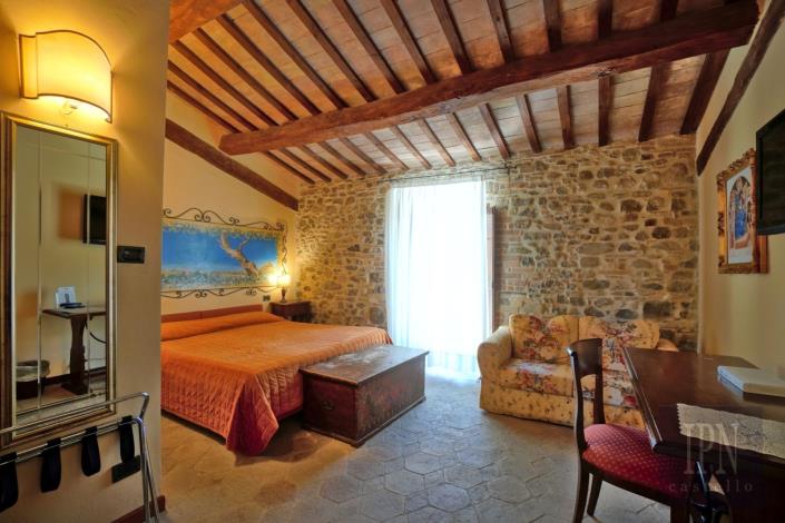 Image No.39-19 Bed Hotel for sale