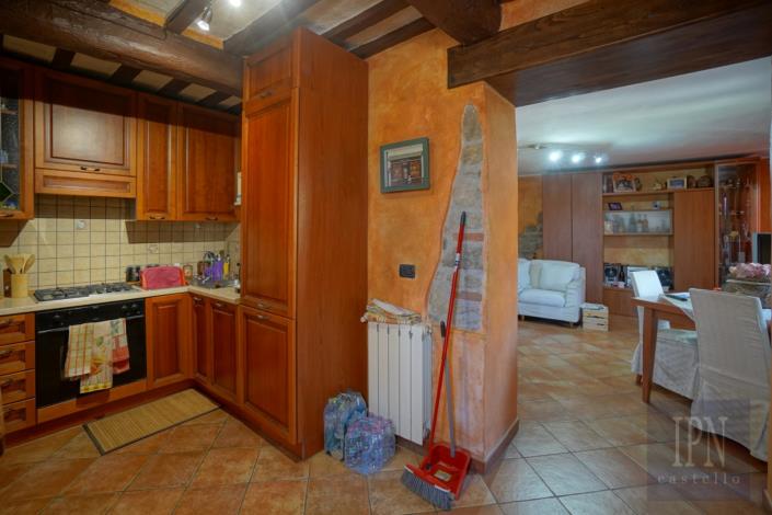 Image No.32-3 Bed Farmhouse for sale