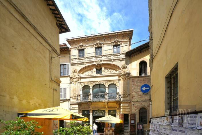 Image No.3-2 Bed Townhouse for sale