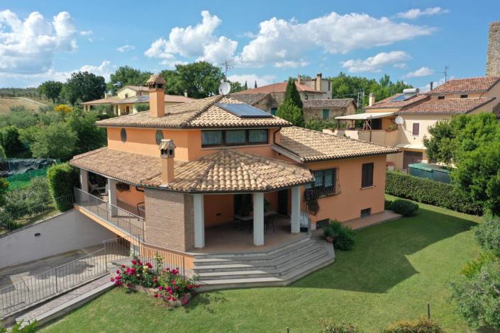 Image No.2-4 Bed Villa for sale