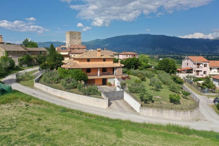 Image No.8-4 Bed Villa for sale