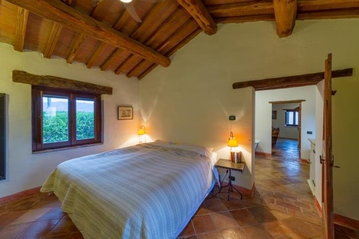 Image No.28-8 Bed Farmhouse for sale