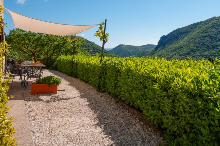 Image No.17-8 Bed Farmhouse for sale