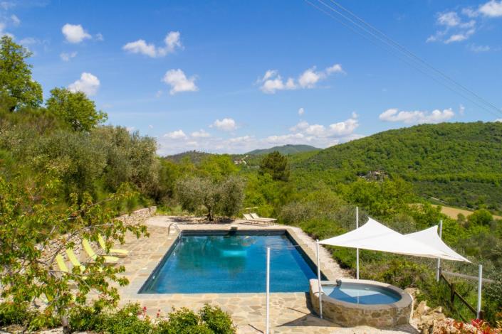 Image No.18-8 Bed Farmhouse for sale