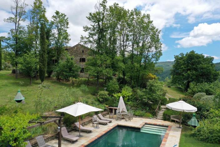 Image No.5-6 Bed Farmhouse for sale