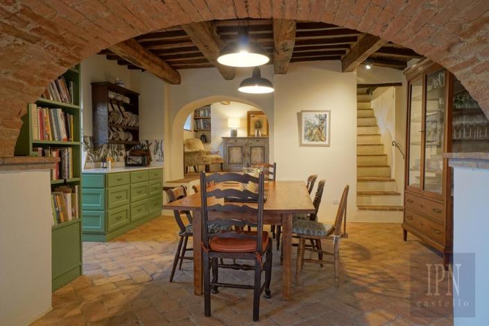 Image No.38-6 Bed Farmhouse for sale