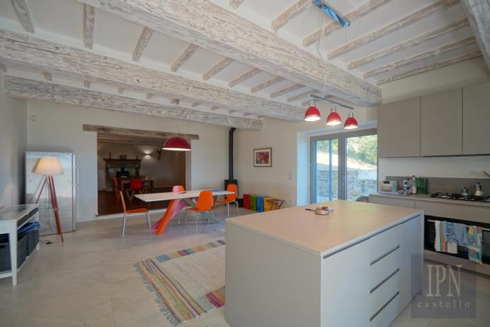 Image No.19-8 Bed Villa for sale