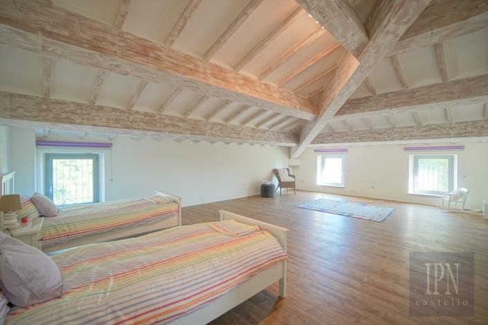 Image No.41-8 Bed Villa for sale