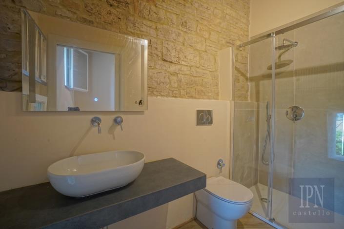 Image No.26-3 Bed Townhouse for sale