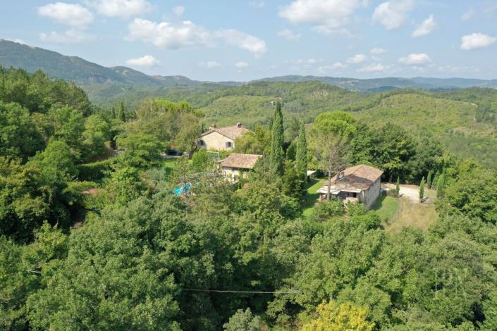 Image No.7-6 Bed Farmhouse for sale