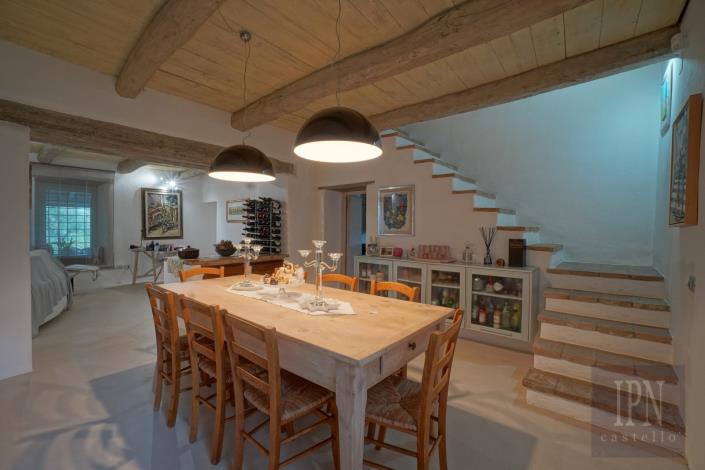 Image No.34-6 Bed Farmhouse for sale