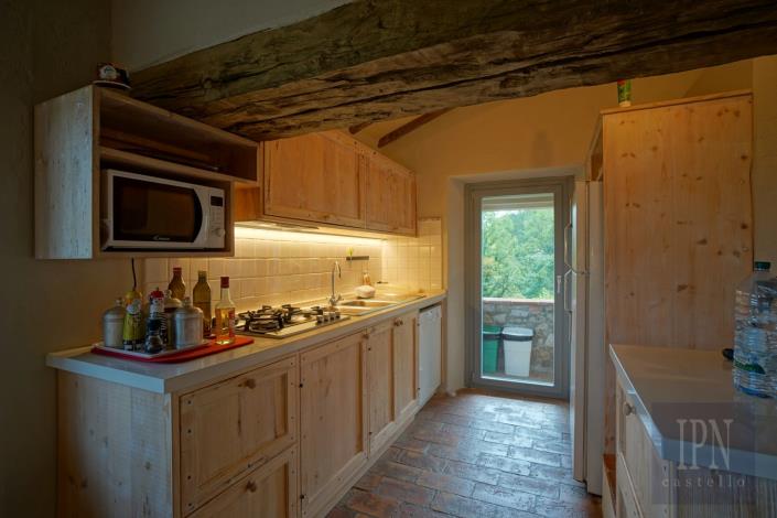 Image No.48-6 Bed Farmhouse for sale