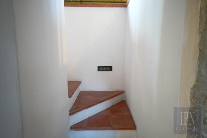 Image No.48-5 Bed Farmhouse for sale