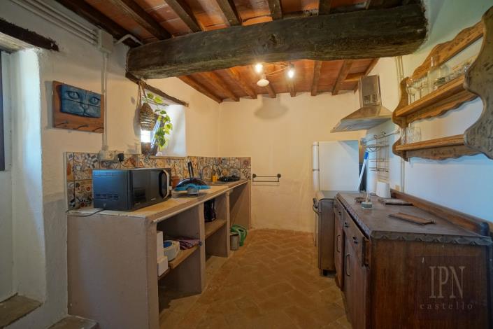 Image No.39-9 Bed Farmhouse for sale