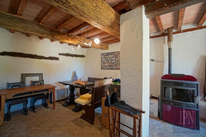 Image No.42-9 Bed Farmhouse for sale