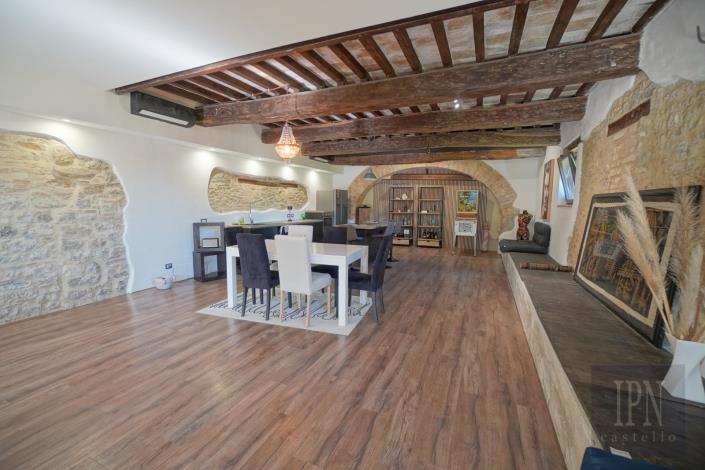 Image No.43-9 Bed Farmhouse for sale