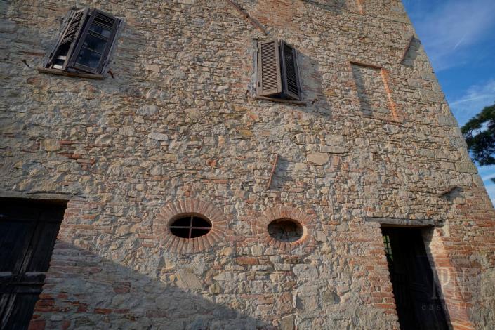 Image No.11-6 Bed House for sale