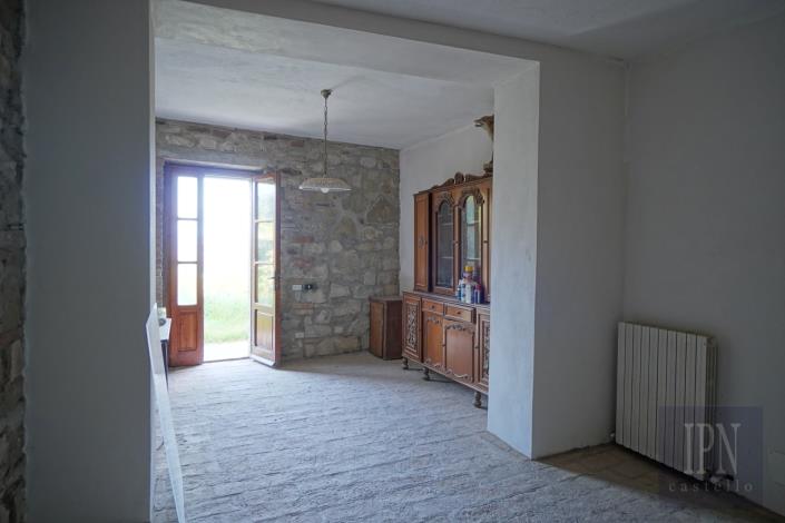 Image No.31-6 Bed House for sale