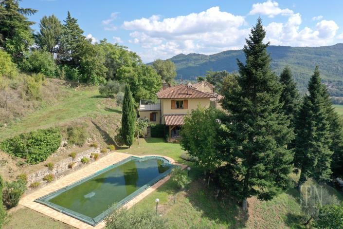 Image No.1-3 Bed Villa for sale