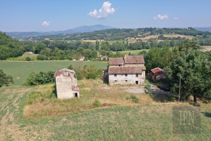 Image No.6-7 Bed House for sale