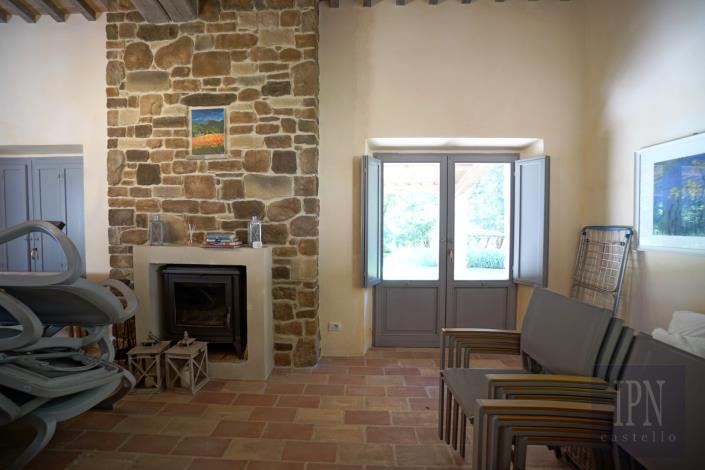 Image No.35-4 Bed Farmhouse for sale