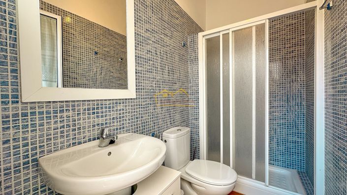 Image No.31-4 Bed House for sale