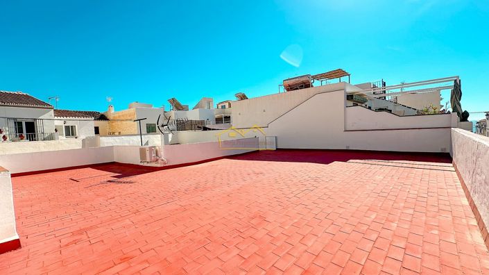 Image No.36-4 Bed House for sale