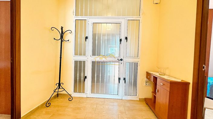 Image No.40-4 Bed House for sale