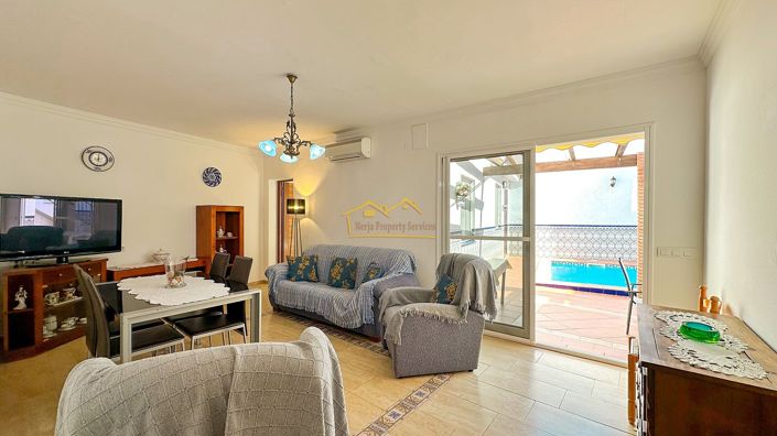 Image No.5-4 Bed House for sale